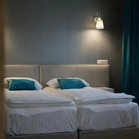 River Stone 호텔 *