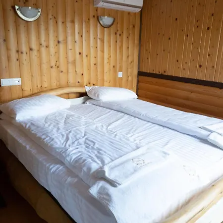 River Stone Otel